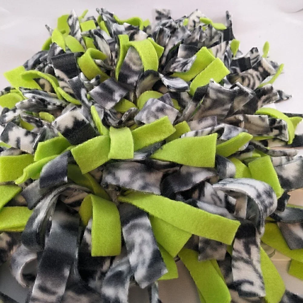 NEW Dog/Cat Snuffle Mat - Black/Green/Floral #7